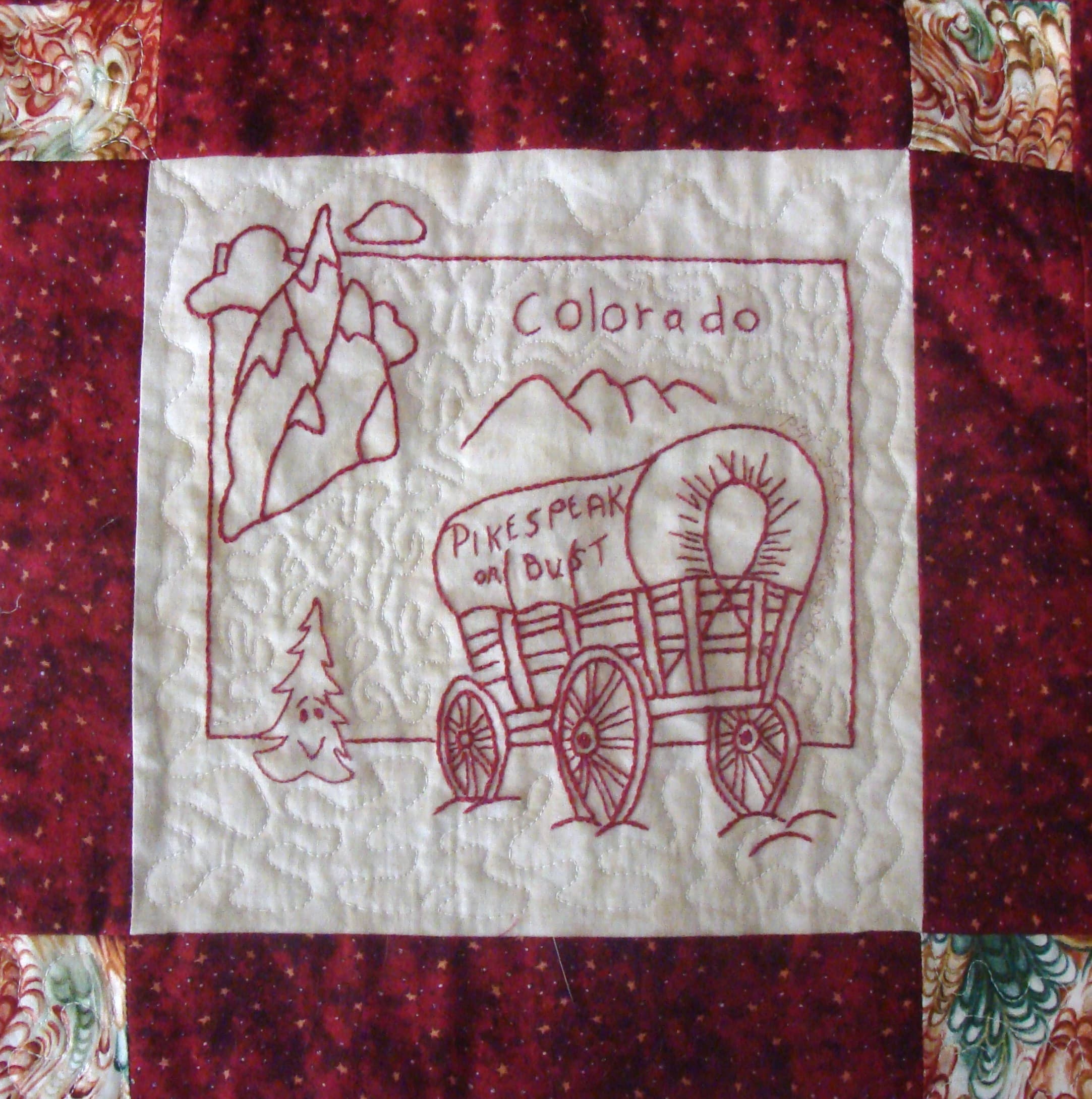NF19 — Redwork quilt block