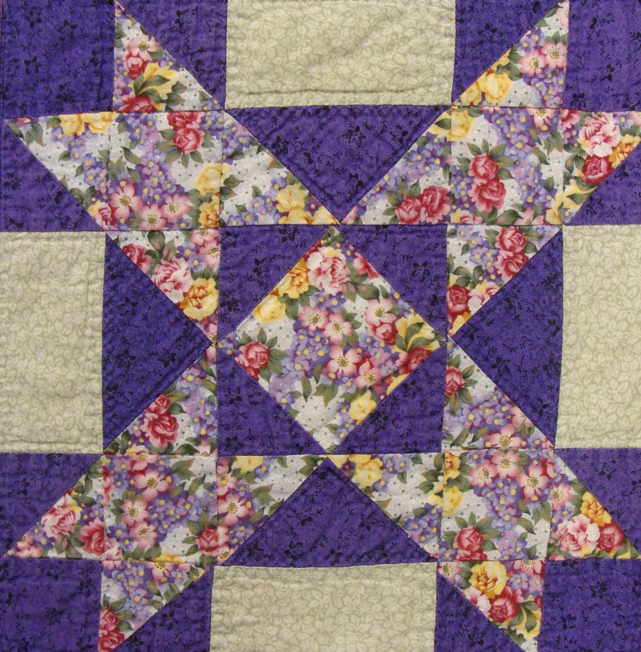 NF5 — Purple, Yellow & White quilt block