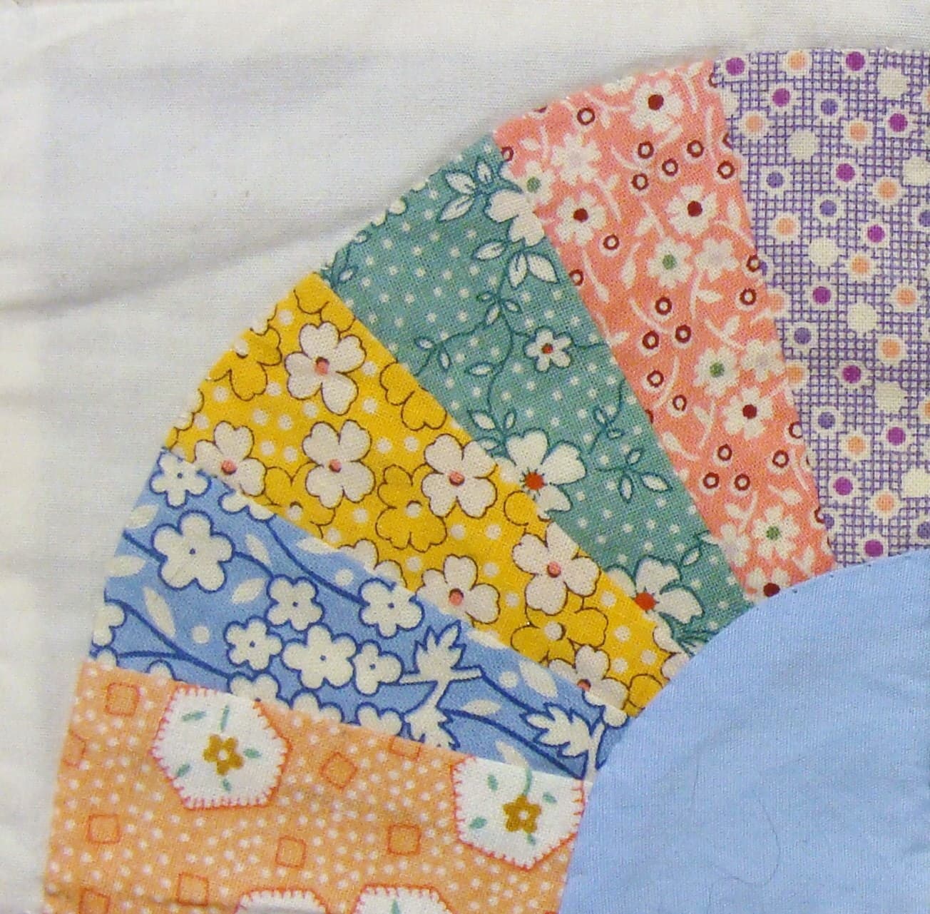 NF26 — 1930s Reproduction with Signatures quilt block