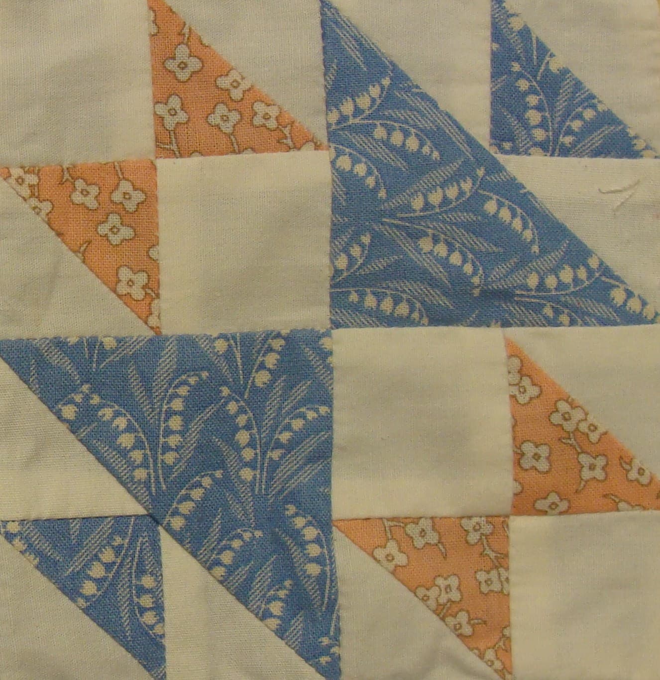 NF26 — 1930s Reproduction with Signatures quilt block