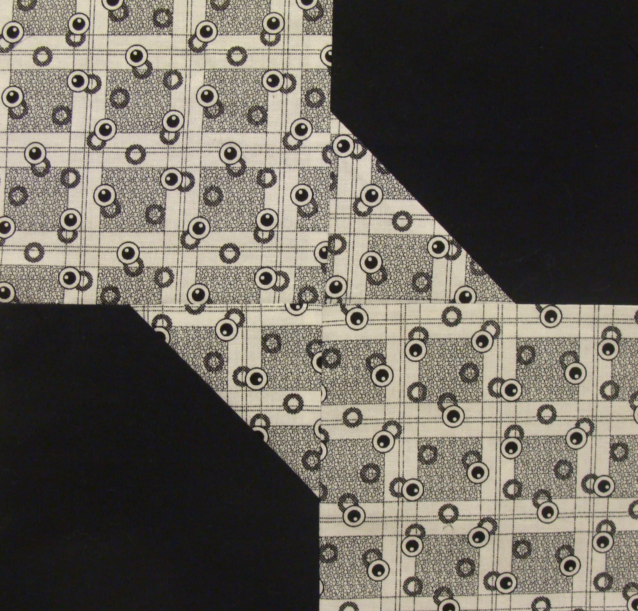 NF15 — Black & White on White quilt block