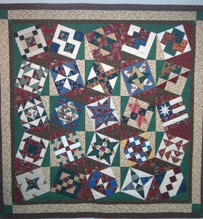 NF13 — Cognac, Gold & Hunter Green quilt 1